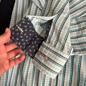 Tommy Bahamas button down shirt